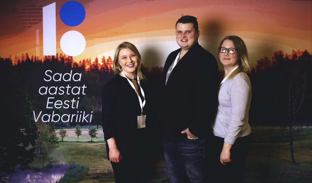 SAMOKin ESU-delegaatio Jenni, Marko ja Annika European Students’ Conventionissa Tallinnassa. Kuva Erkka Lehto